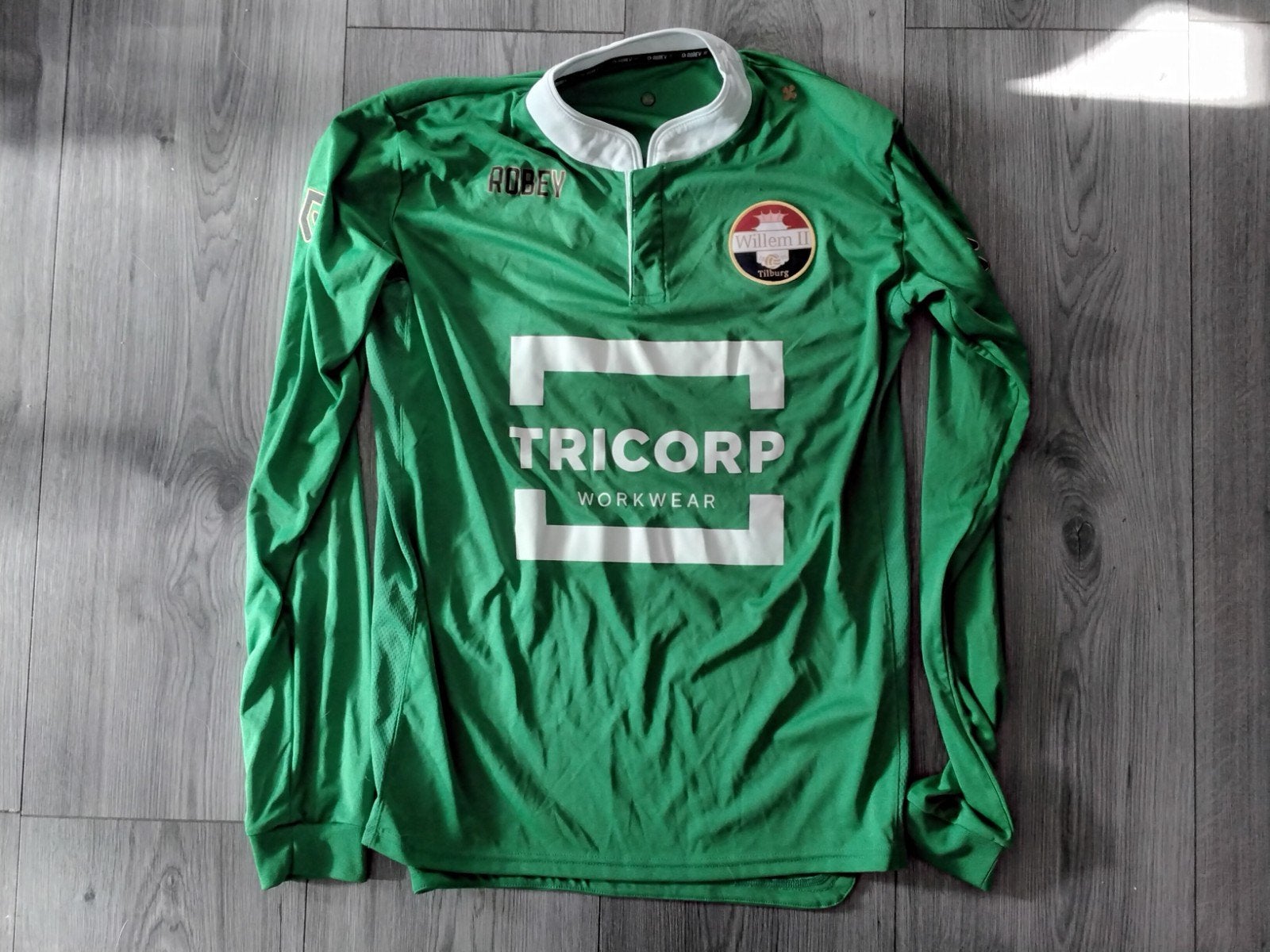 voetbalshirt willem 2 met lange mouwen, Maat XL, Ophalen of Verzenden, Shirt