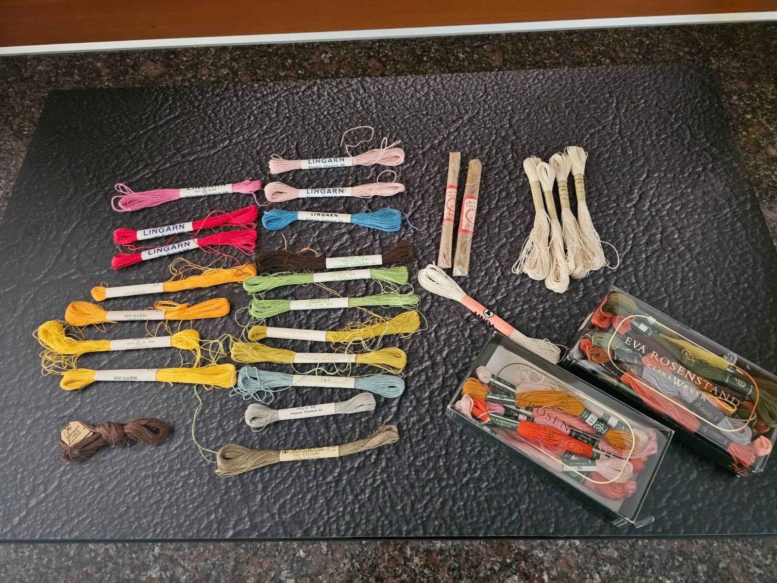 Borduurgaren diverse soorten, Hobby en Vrije tijd, Ophalen of Verzenden, Nieuw, Borduurgaren of Zijde