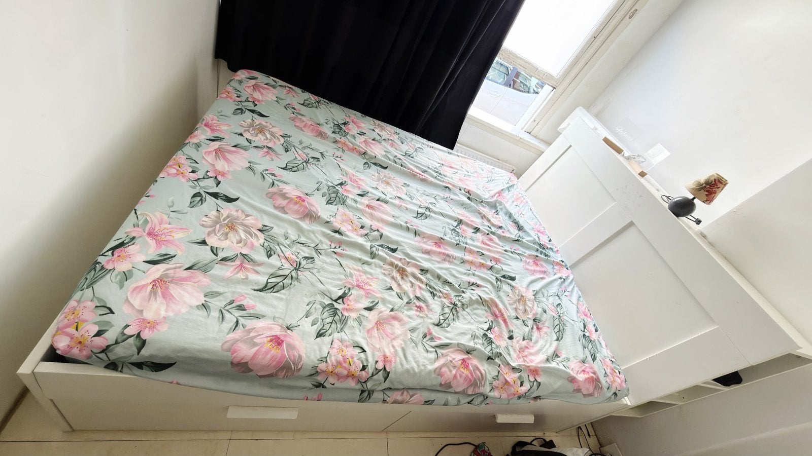 IKEA Wit bed met opbergruimte en hoofdeinde met planken, Ophalen, Gebruikt, Wit, Tweepersoons