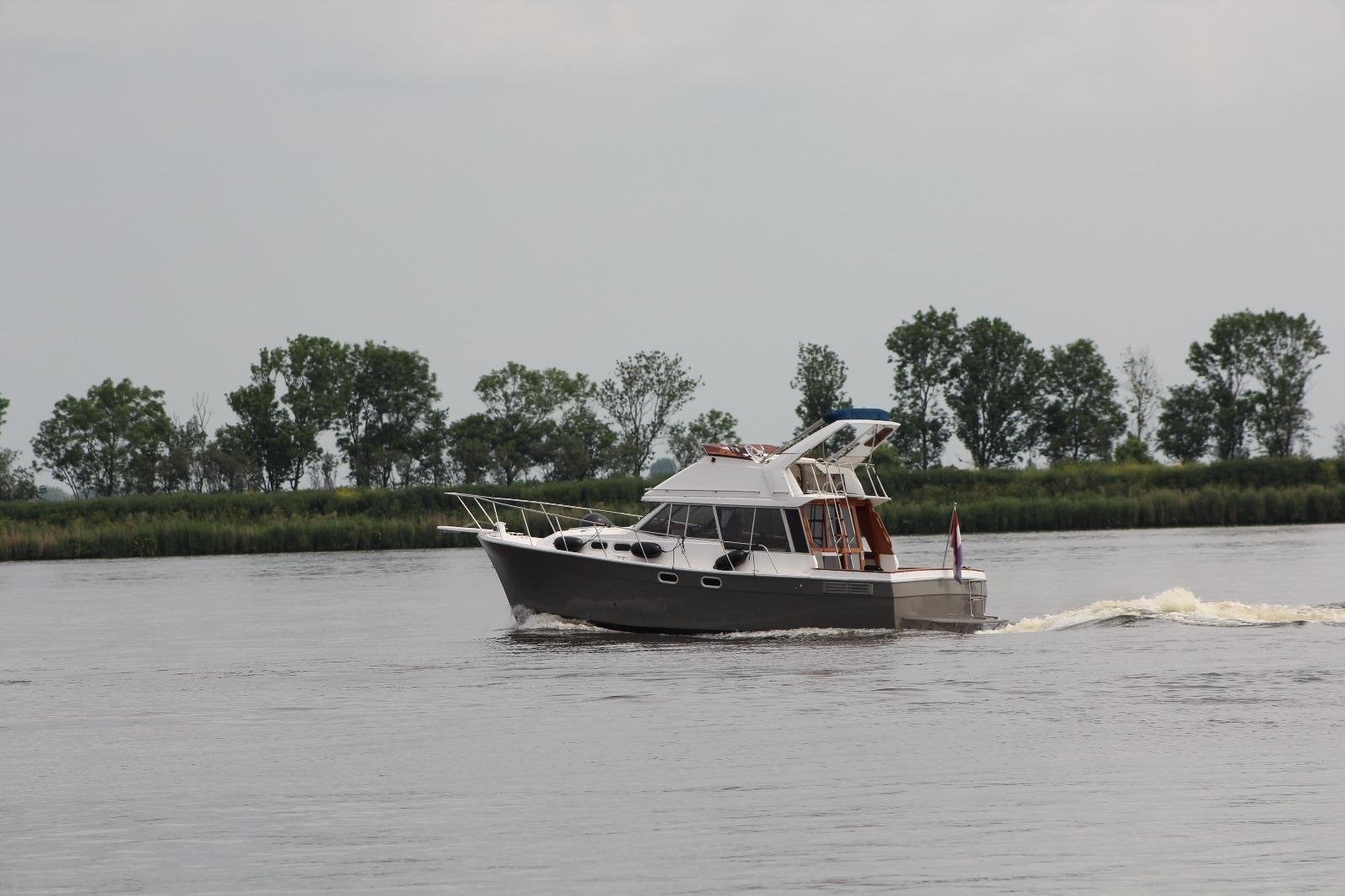 Te koop Bayliner 3288, Watersport en Boten, Overige merken, Gebruikt, Binnenboordmotor, Diesel