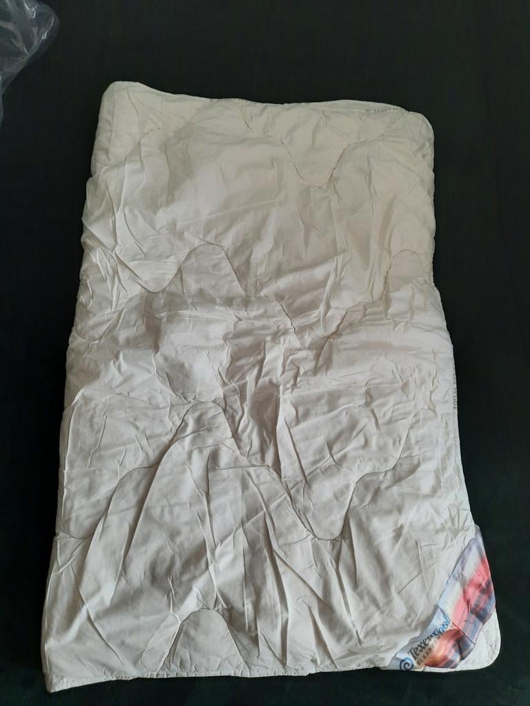 Wollen dekbed 100x135, Jongetje of Meisje, Wit, Ophalen of Verzenden, Deken of Dekbed
