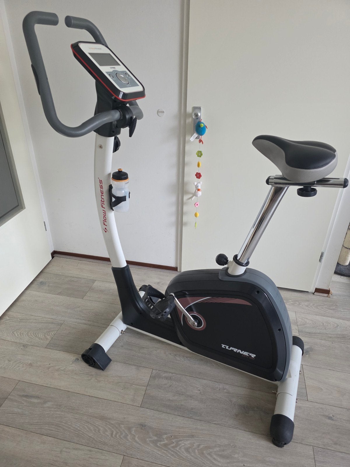 Flow Fitness Turner DHT150 Hometrainer, Sport en Fitness, Gebruikt, Ophalen of Verzenden, Metaal, Benen