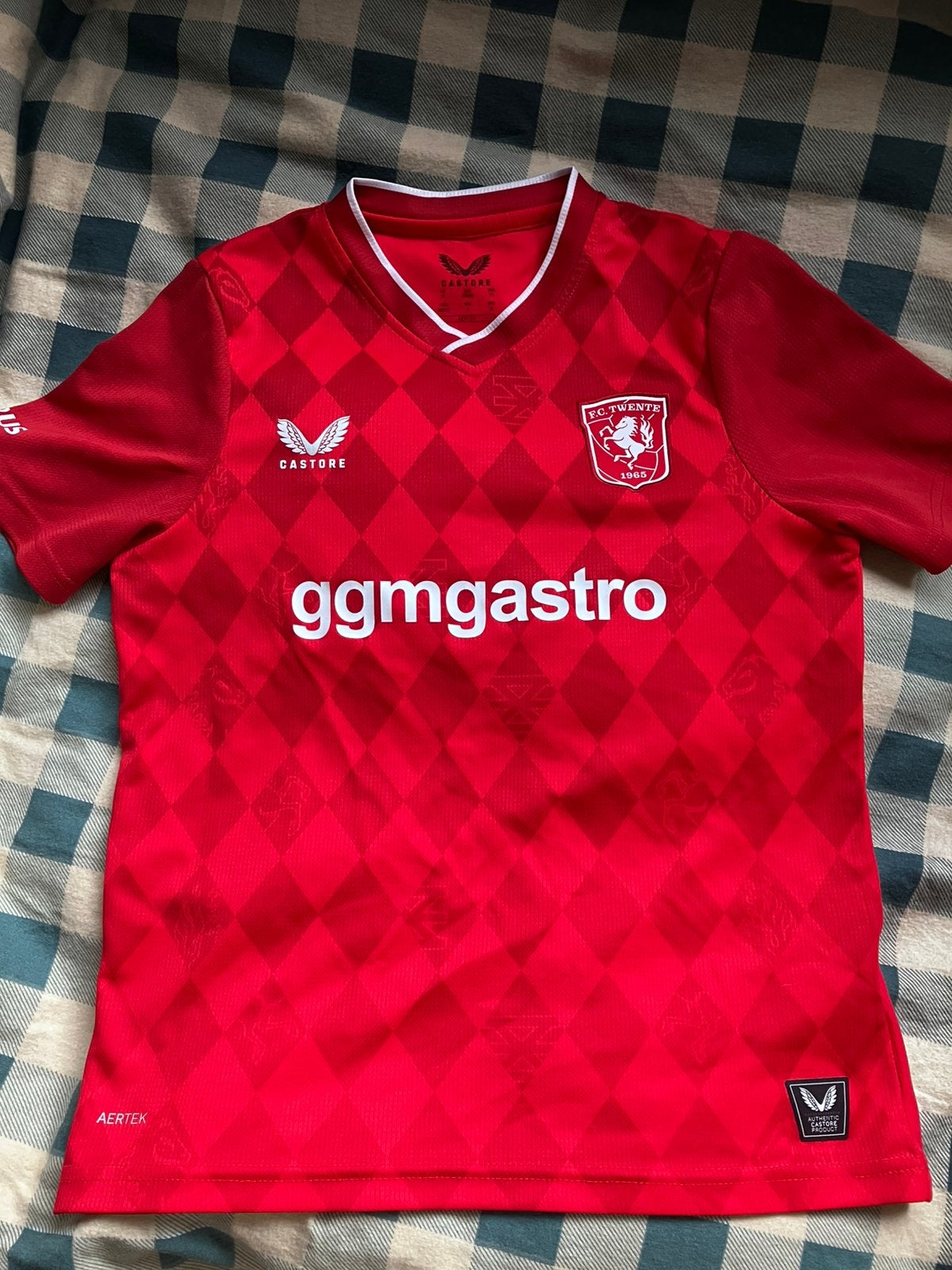FC TWENTE tenue 158 met sokken 2025/2026, Kinderen en Baby's, Kinderkleding | Maat 158, Ophalen, Nieuw, Jongen of Meisje, Sport- of Zwemkleding