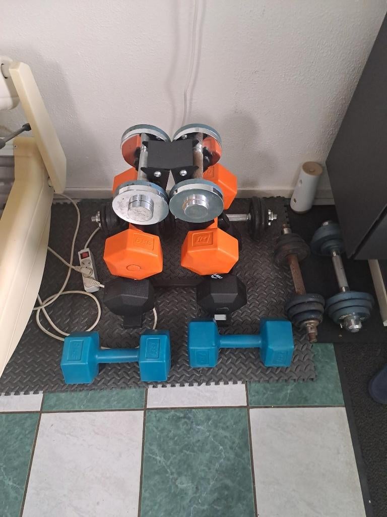 Set van 14 (!) dumbells inclusief standaard, Sport en Fitness, Fitnessmaterialen, Gebruikt, Dumbbell, Armen, Benen, Borst, Rug
