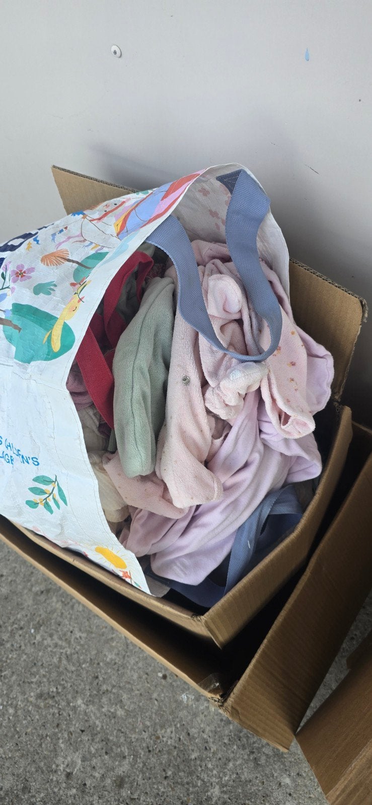 3 tassen babykleding verschillende maten, Ophalen, Gebruikt