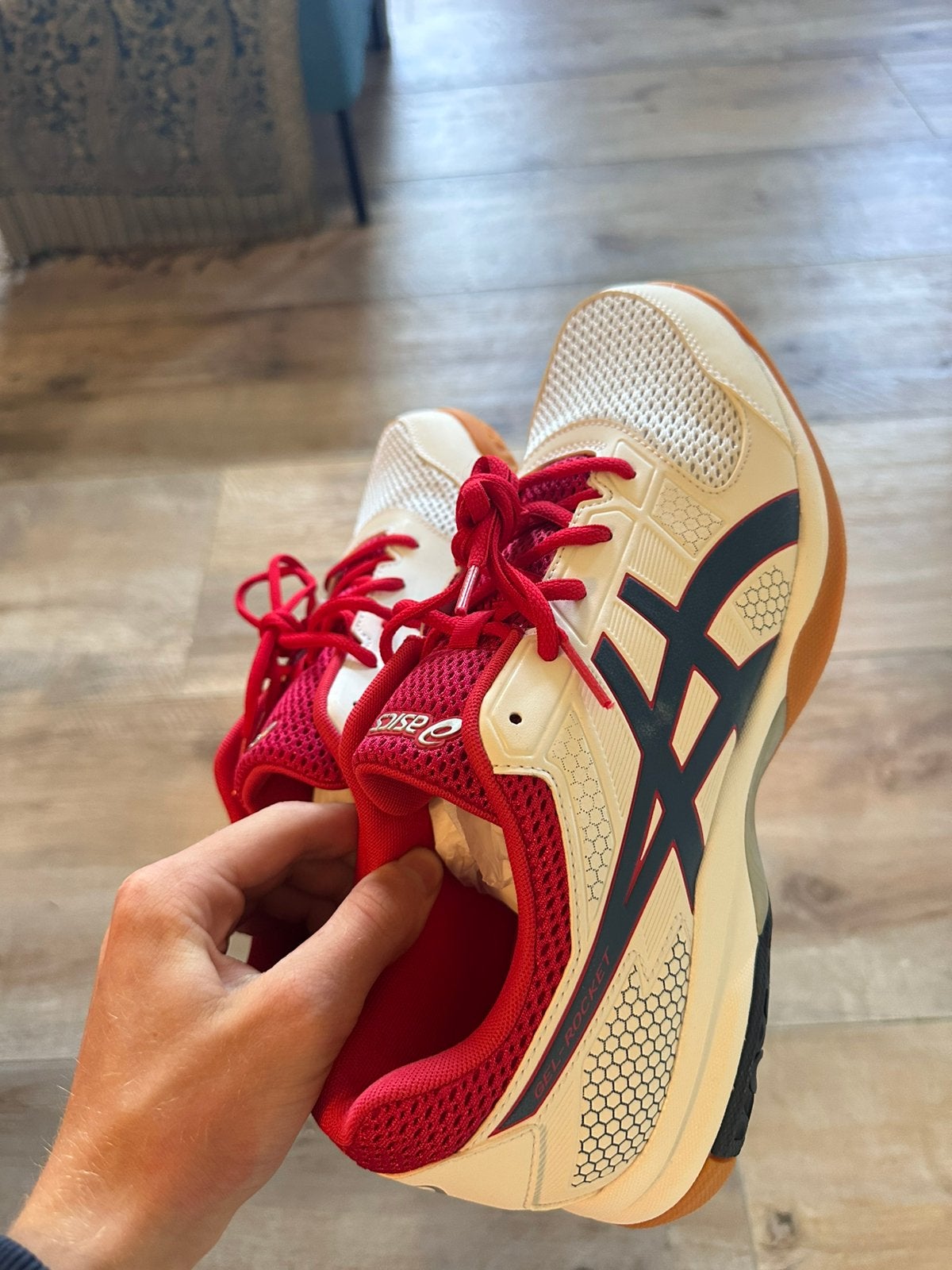 Asics maat 45 NIEUW nooit gedragen, Ophalen of Verzenden, Zo goed als nieuw, Hardloopschoenen, Asics