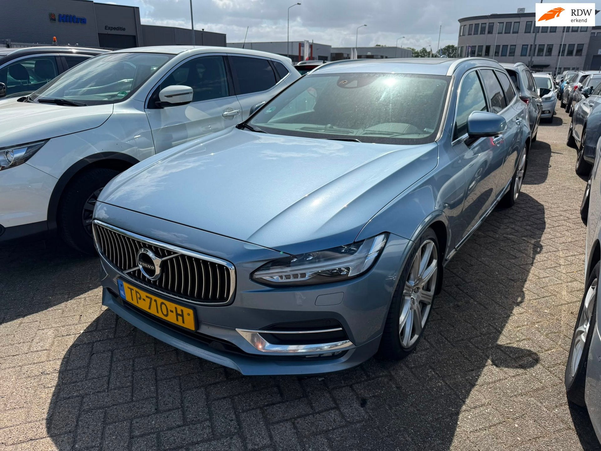 Volvo V90 2.0 D4 AWD Inscription, Auto's, Automaat, Euro 6, 1969 cc, Blauw
