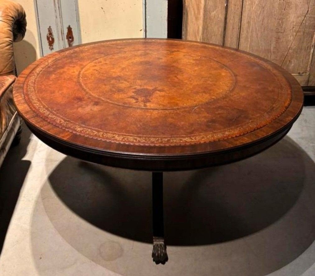 Antieke ronde salontafel met leren blad, Antiek en Kunst, Antiek | Meubels | Tafels, Ophalen