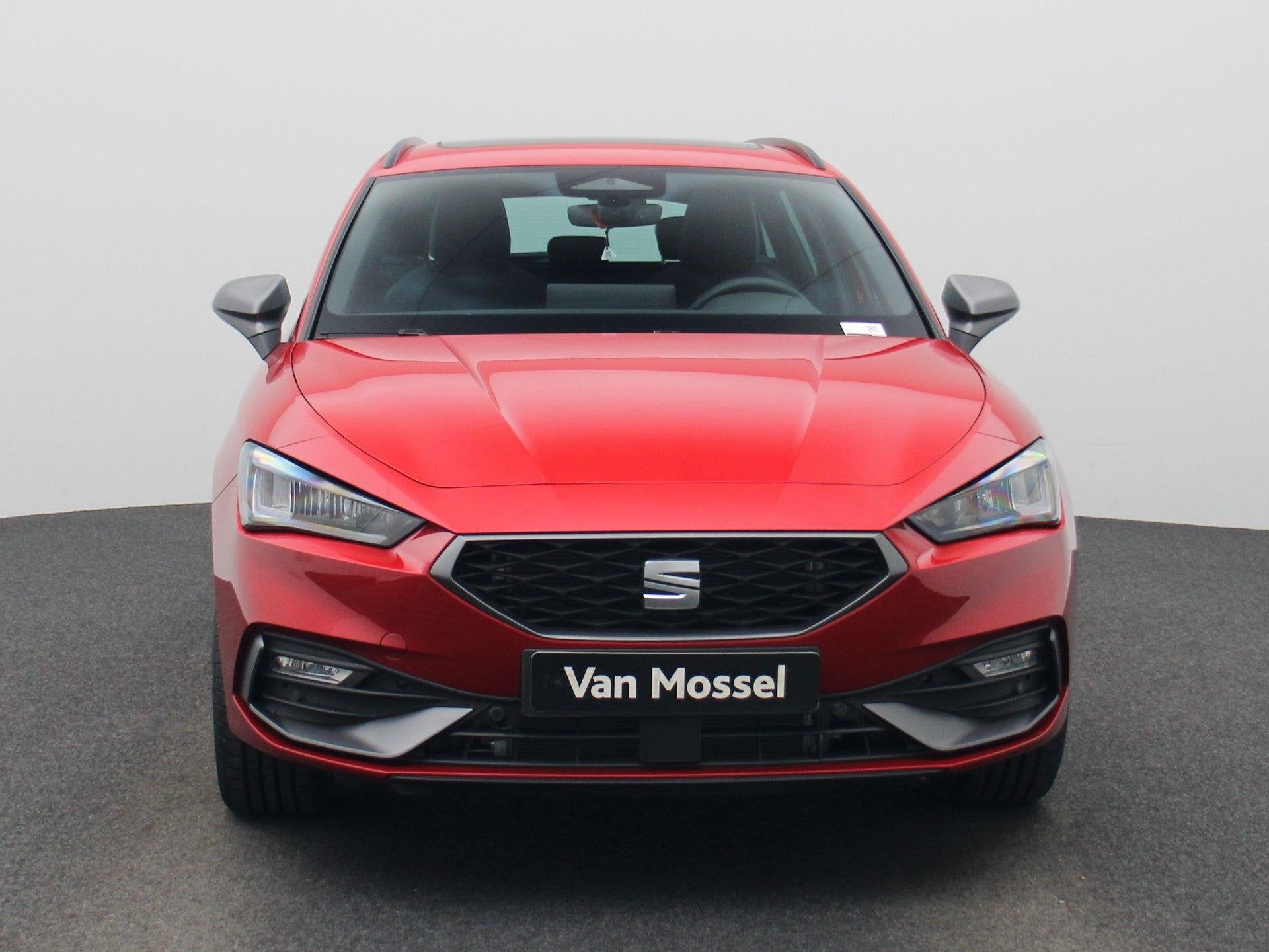 SEAT Leon Sportstourer 1.5 TSI e-Hybrid FR Business 204 PK |, Auto's, Stof, 4 cilinders, 26 kWh, Nieuw