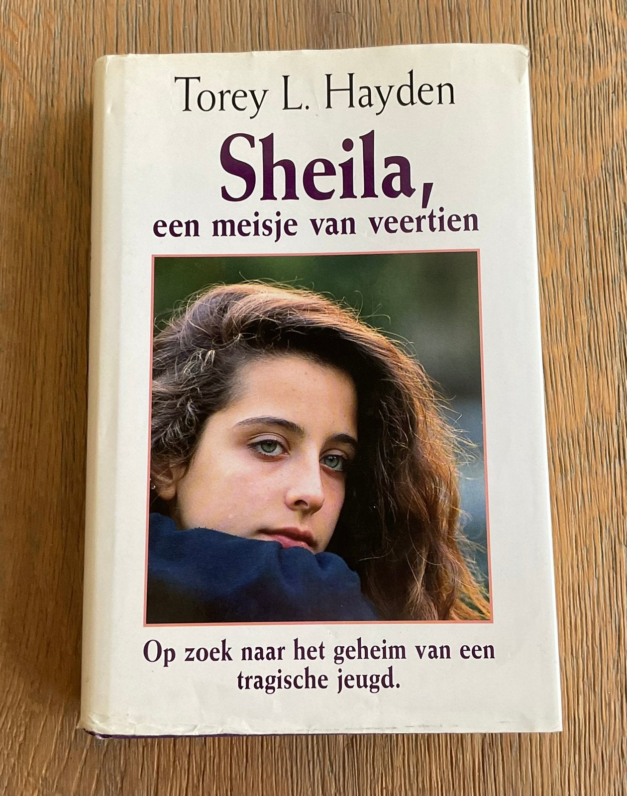 Sheila een meisje van veertien ( ZOMERAANBIEDING), Ophalen of Verzenden, Gelezen