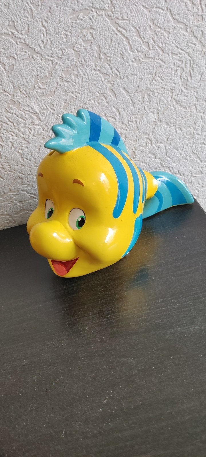Flounder spaarpot - De Kleine Zeemeermin, Verzamelen, Disney, Zo goed als nieuw, Overige typen, Pocahontas of Kl. Zeemeermin, Ophalen of Verzenden