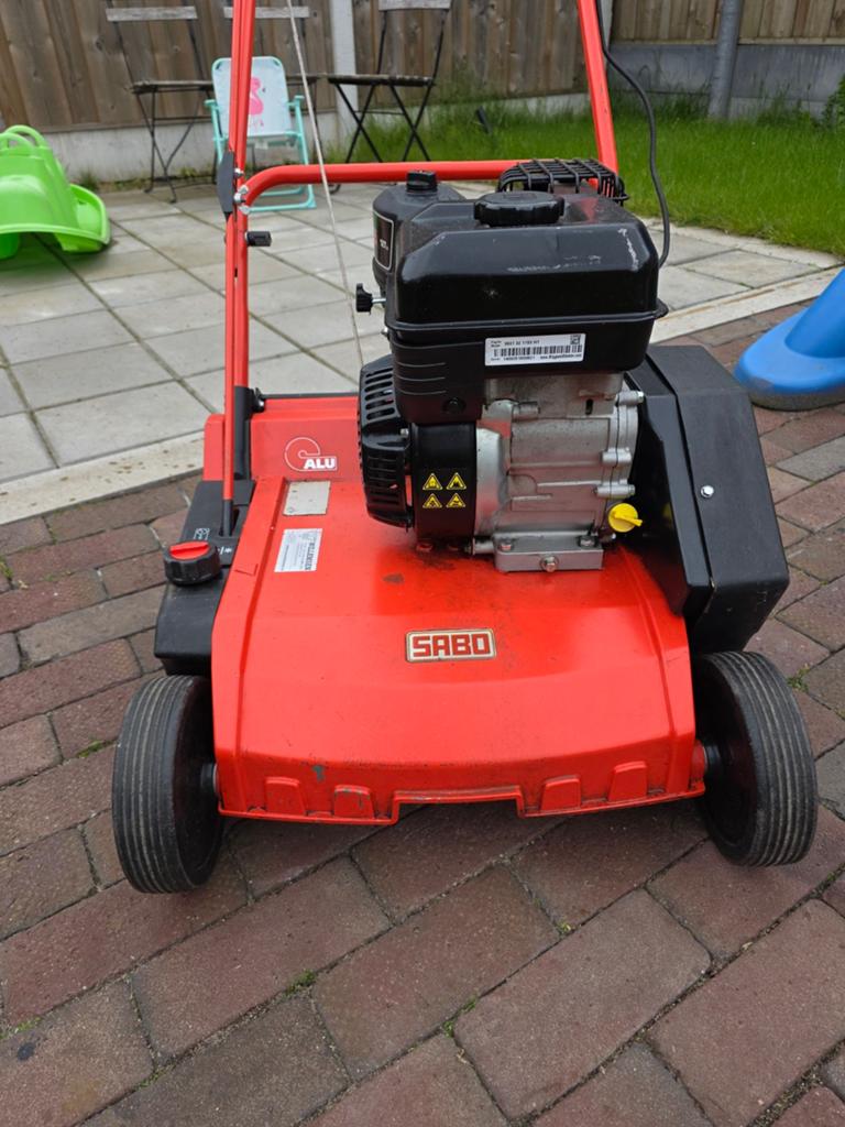 Sabo 38 BV Verticuteermachine benzine Briggs Stratton, Ophalen, Gebruikt, Benzine