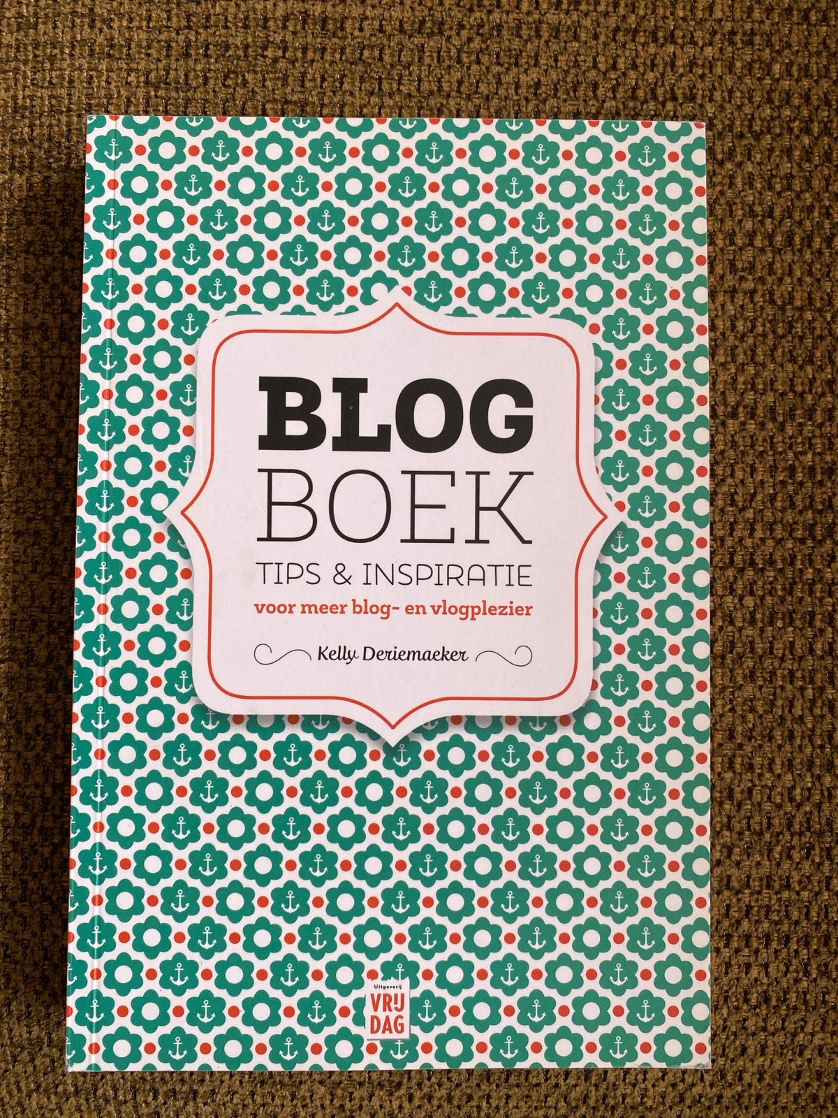 Kelly Deriemaeker - Blogboek, Ophalen of Verzenden, Zo goed als nieuw, Kelly Deriemaeker, Mode algemeen
