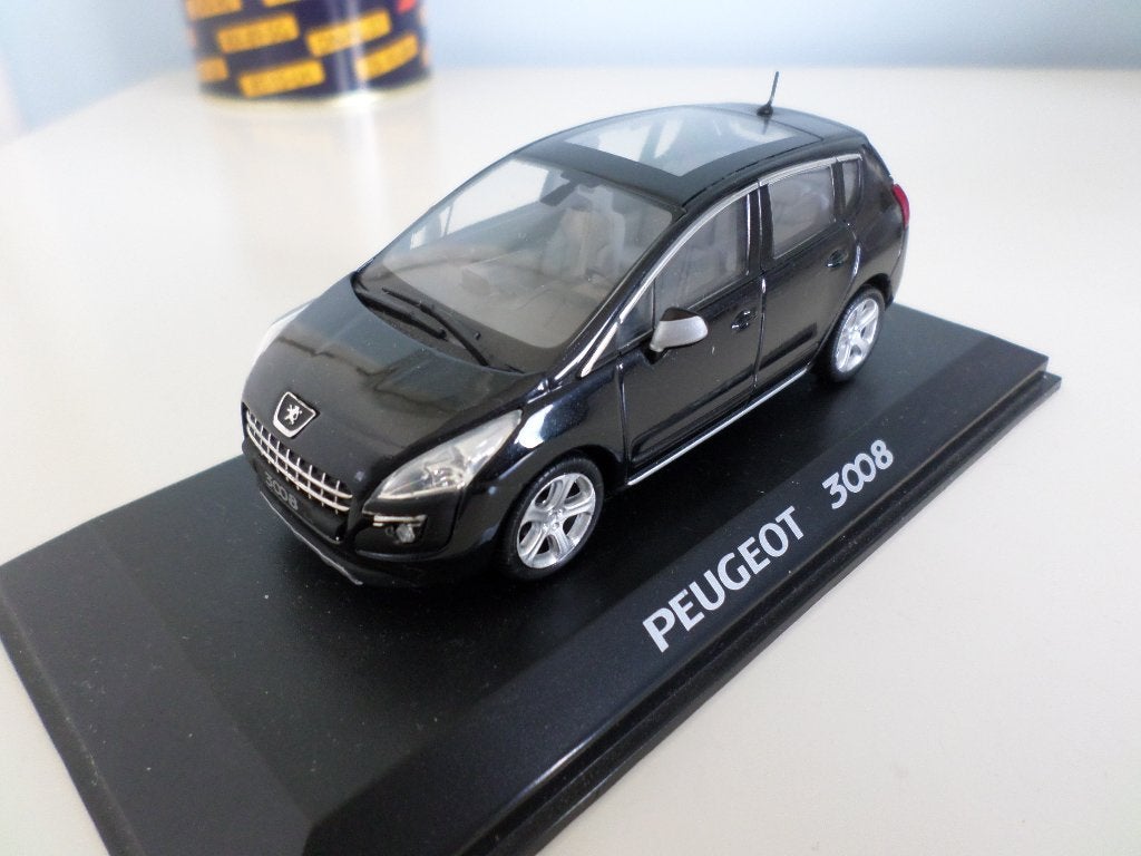 PEUGEOT 3008 van 2013  voorzien van glazendak, Verzenden, Nieuw, Auto, Norev