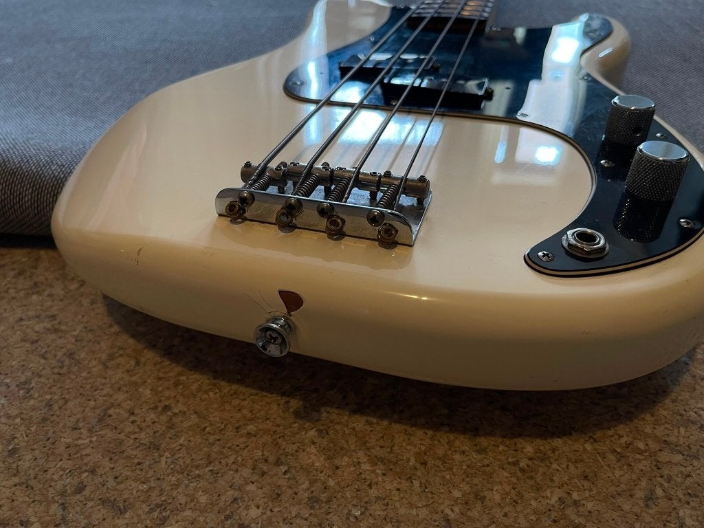 Fender Standard Precision Bass, Muziek en Instrumenten, Snaarinstrumenten | Gitaren | Bas, Gebruikt, Elektrisch, Ophalen of Verzenden
