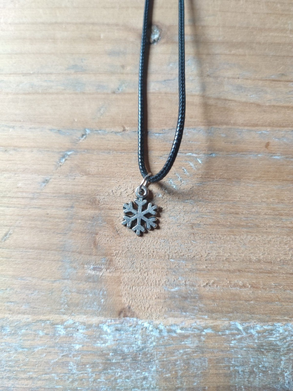 Nieuwe ketting met sneeuwvlok hanger, Ophalen of Verzenden