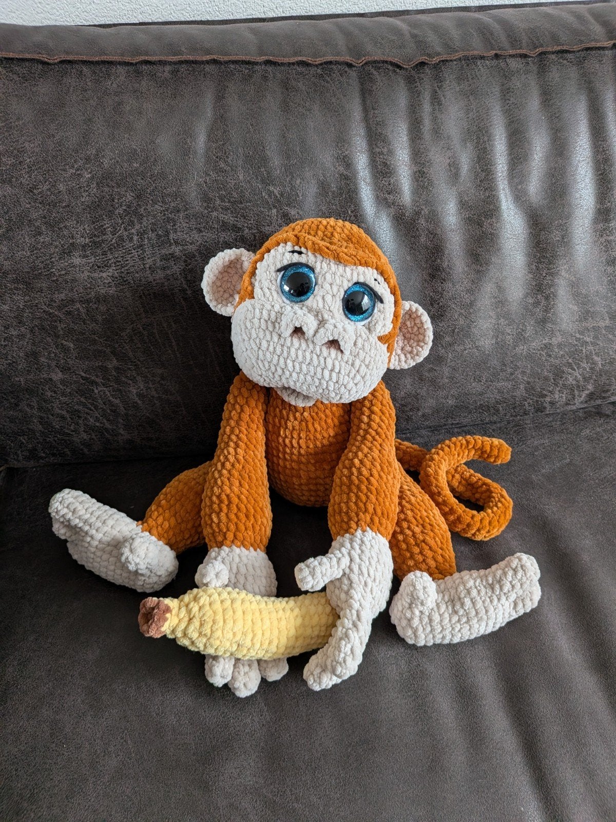 Handgemaakte gehaakte knuffelaap - ca. 30cm, Kinderen en Baby's, Speelgoed | Knuffels en Pluche, Handgemaakt, Nieuw, Ophalen of Verzenden