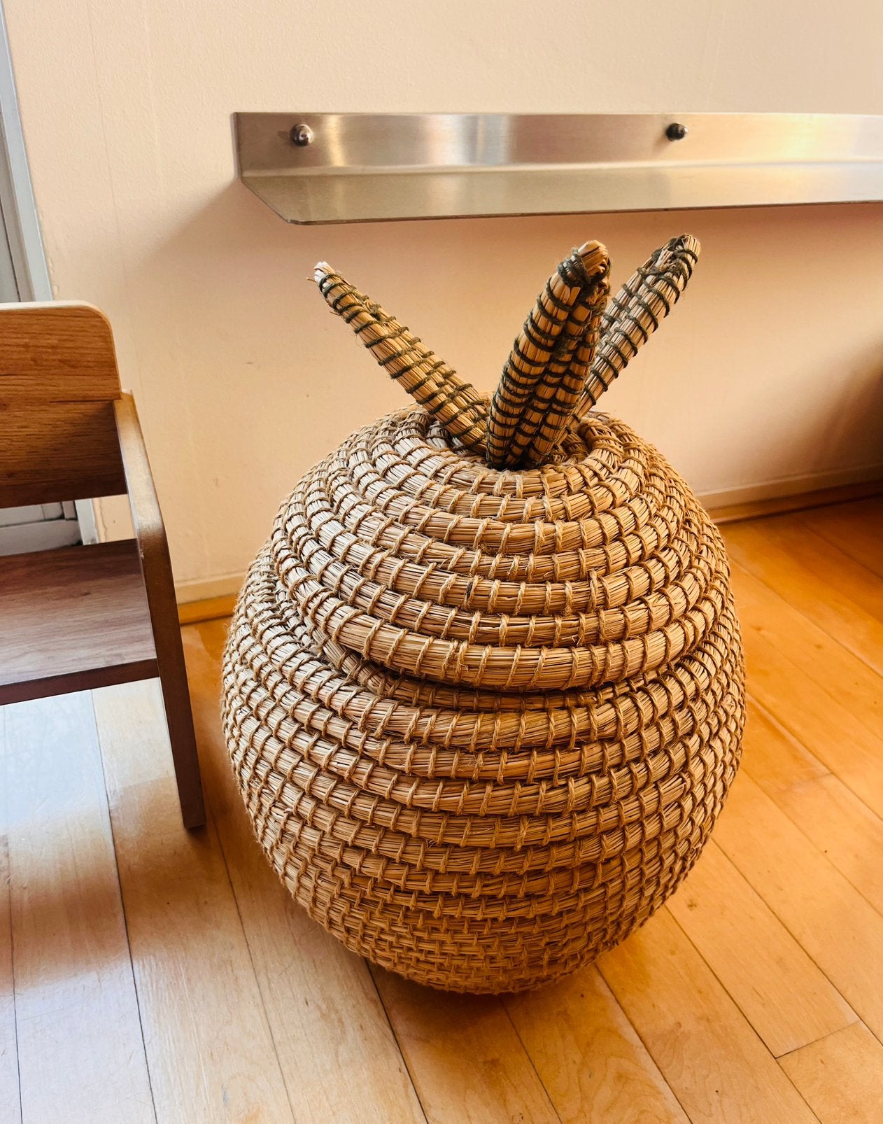 Opberg mand, Huis en Inrichting, Woonaccessoires | Schalen en Manden, Ophalen, Zo goed als nieuw, Rond, Riet