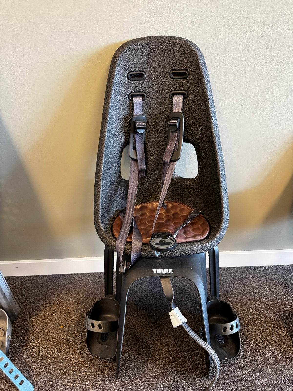 Thule Yepp kinderzitje - Achterzitje, Fietsen en Brommers, Fietsaccessoires | Fietsstoeltjes, Achterzitje, 9 t/m 18 kg, Ophalen of Verzenden