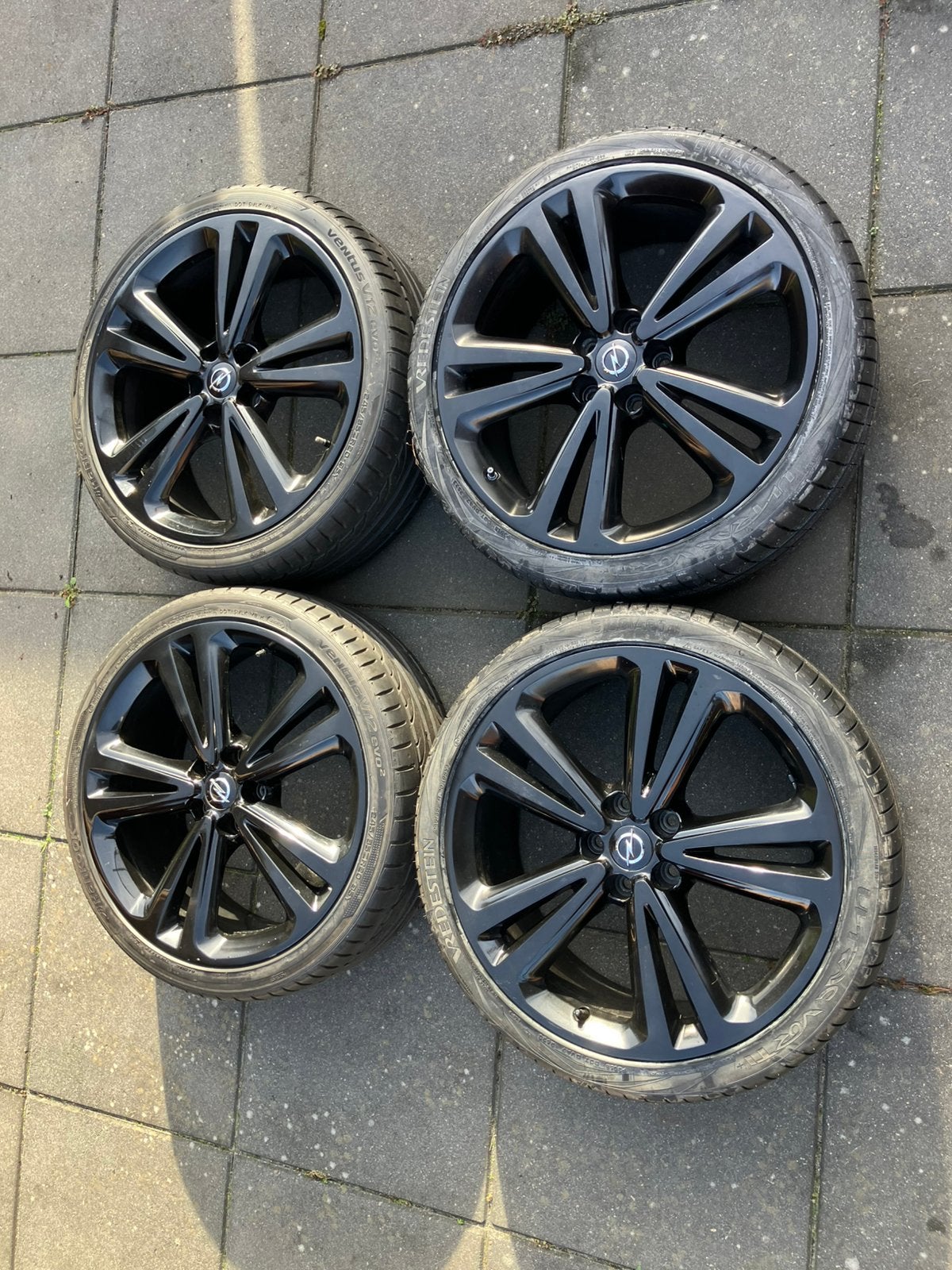 20 19 inch velgen banden Opel Astra Insignia B zafira 5x115, Ophalen, 245 mm, Banden en Velgen, 20 inch