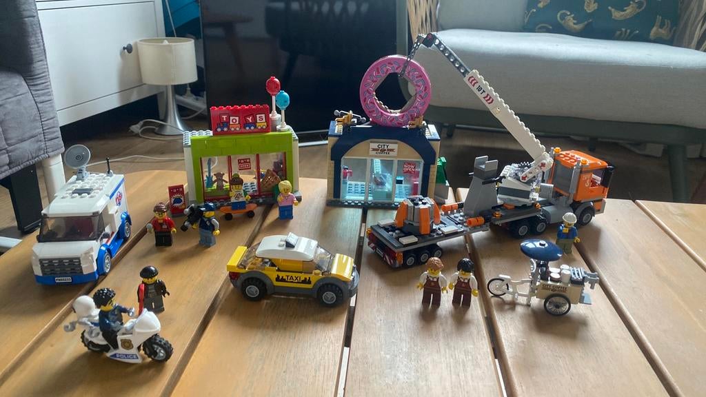 Lego! Town opening! (60233), Ophalen of Verzenden, Zo goed als nieuw