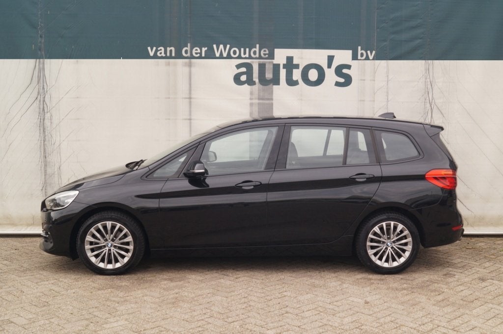 BMW 2 Serie Gran Tourer 218i Automaat Business Edition Plus, Auto's, Automaat, Dealer onderhouden, 136 pk, Gebruikt