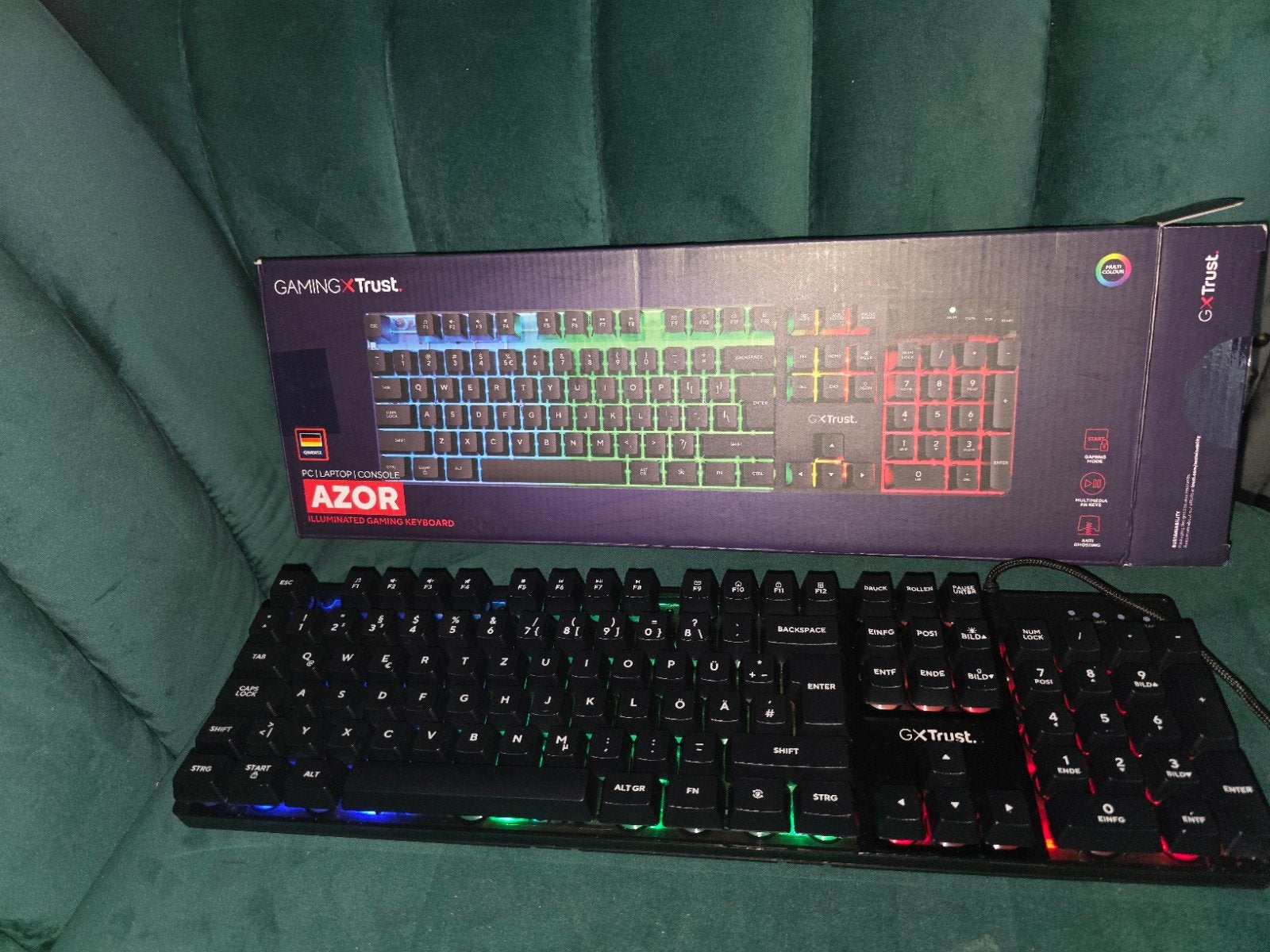 Trust Gaming GXT Azor RGB Gaming Toetsenbord - Nieuw, Ophalen, Zo goed als nieuw, Gaming toetsenbord