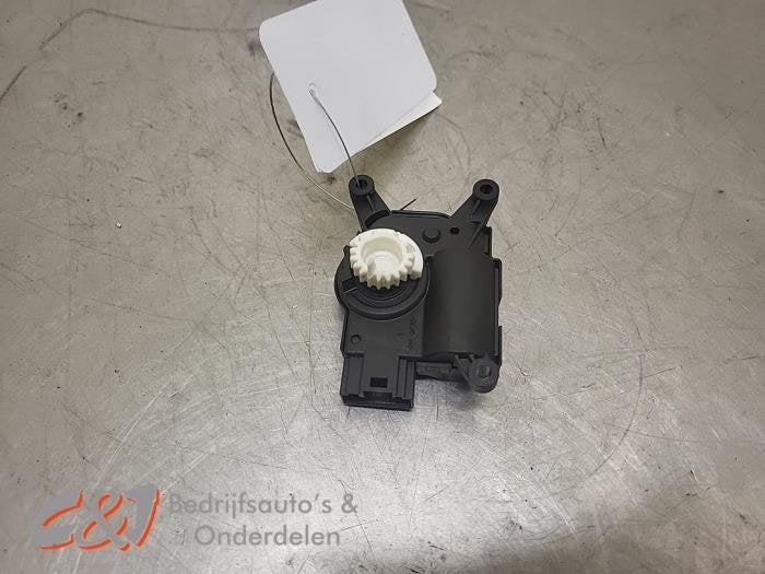 Kachelklep Motor van een Volkswagen Crafter, Gebruikt, -, Volkswagen, -