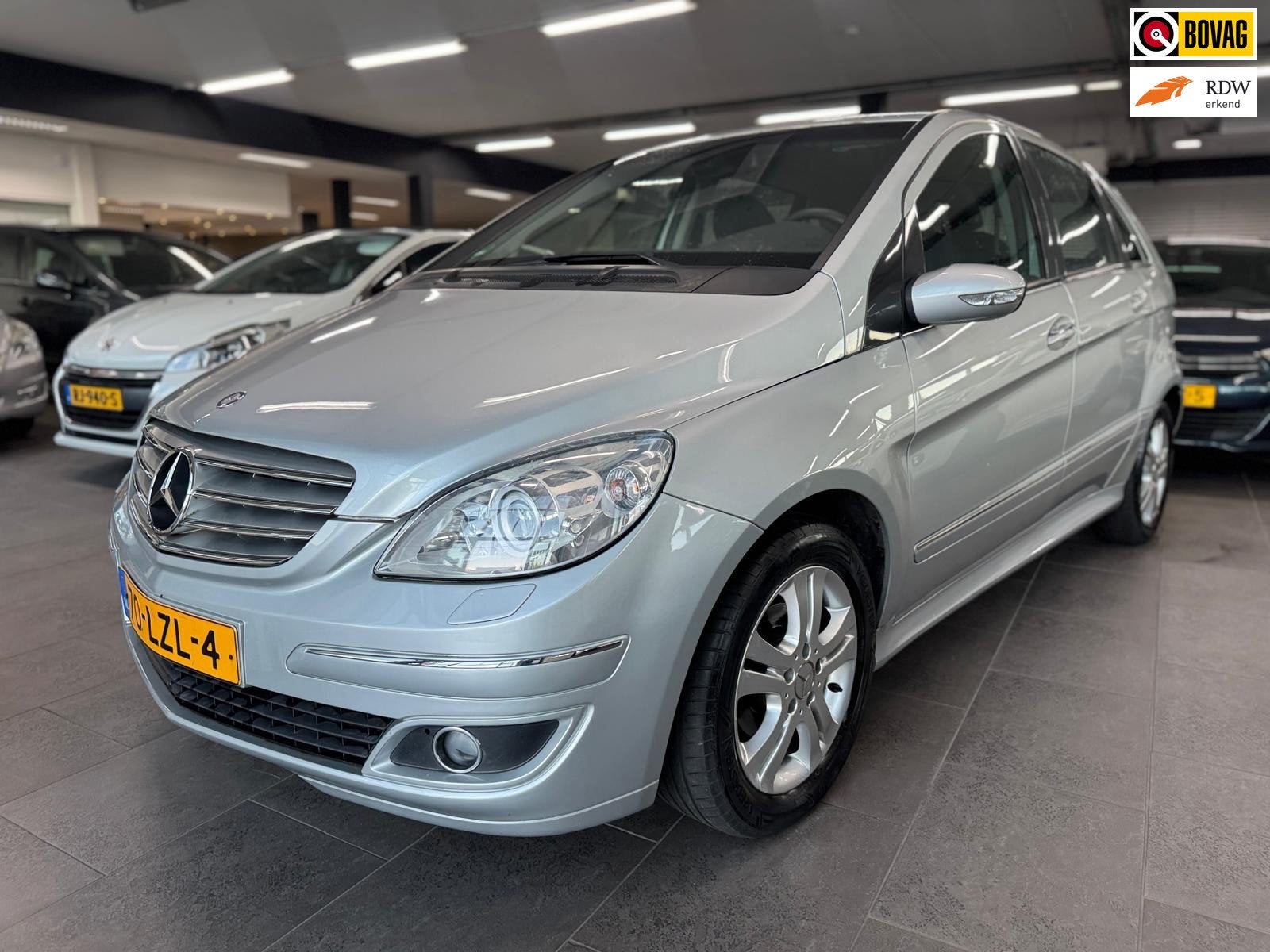 Mercedes-Benz B-klasse 150 xenon navigatie airco elektrische, Auto's, Voorwielaandrijving, Zwart, 400 kg, Xenon verlichting