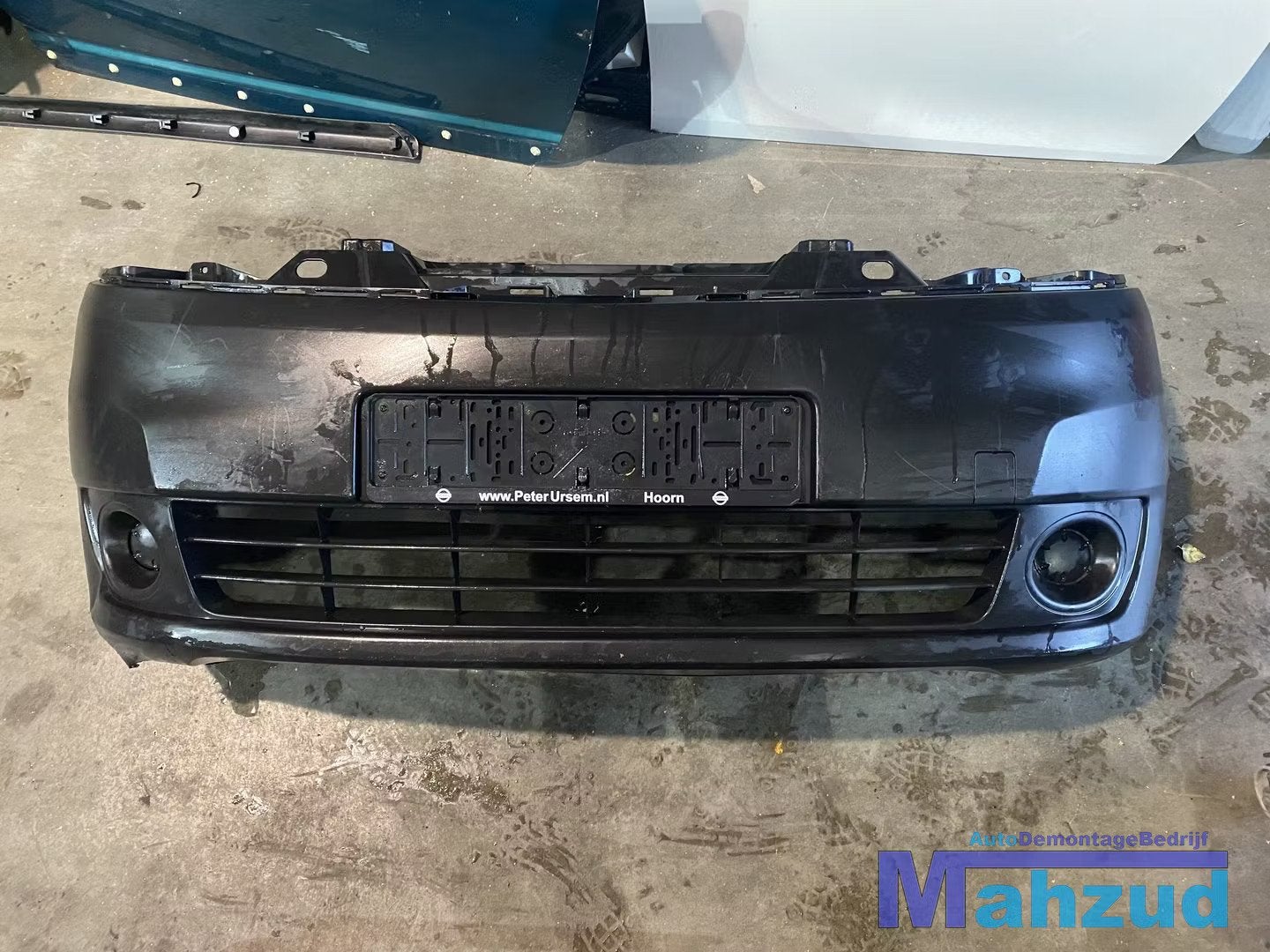 2014 Nissan NV200 voorbumper, Voor, Takashima 1-chome 1-1
220-8686  Yokohama, Ophalen of Verzenden, Bumper