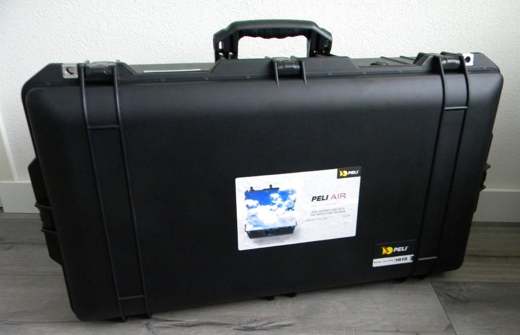 PELI AIR CASE MET TROLLEY 1615, 1626, 1637, 1646 en 1745, Ophalen of Verzenden, Overige typen, Overige merken