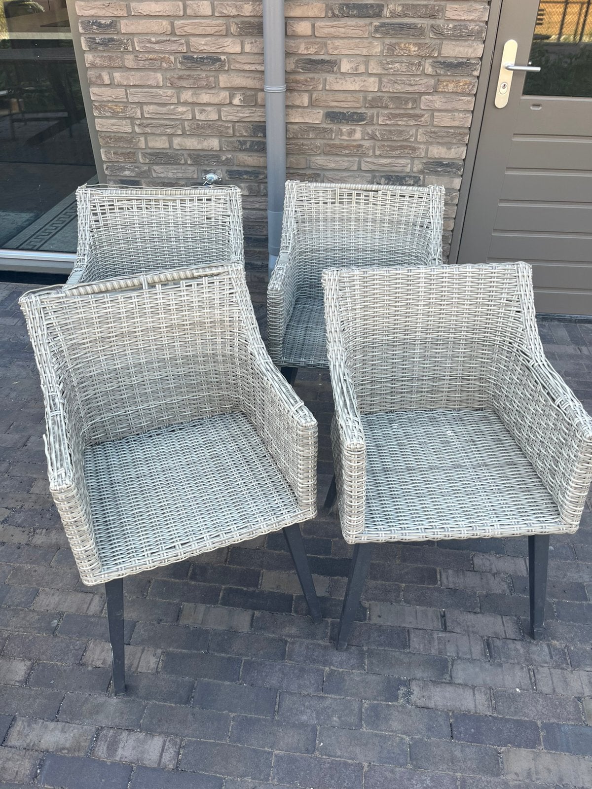 4 Gratis (tuin) stoelen, Huis en Inrichting, Ophalen, Gebruikt, Kunststof, Vier