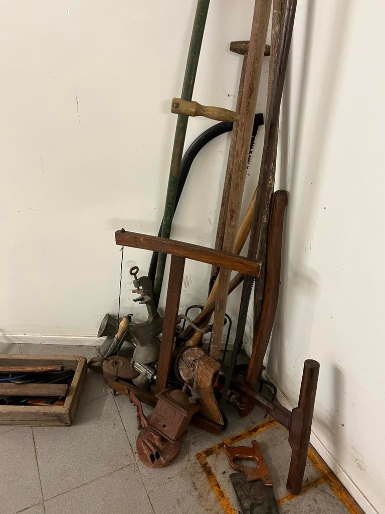 Vintage boeren werktuigen - Diverse oude landbouwwerktuigen, Ophalen