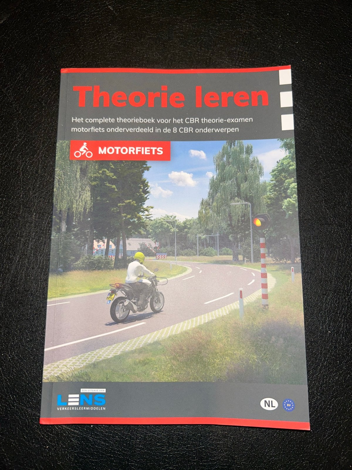 Motorfiets theorieboeken: Theorie Leren & Theorie in 't Kort, Ophalen of Verzenden, Gelezen, Overige niveaus