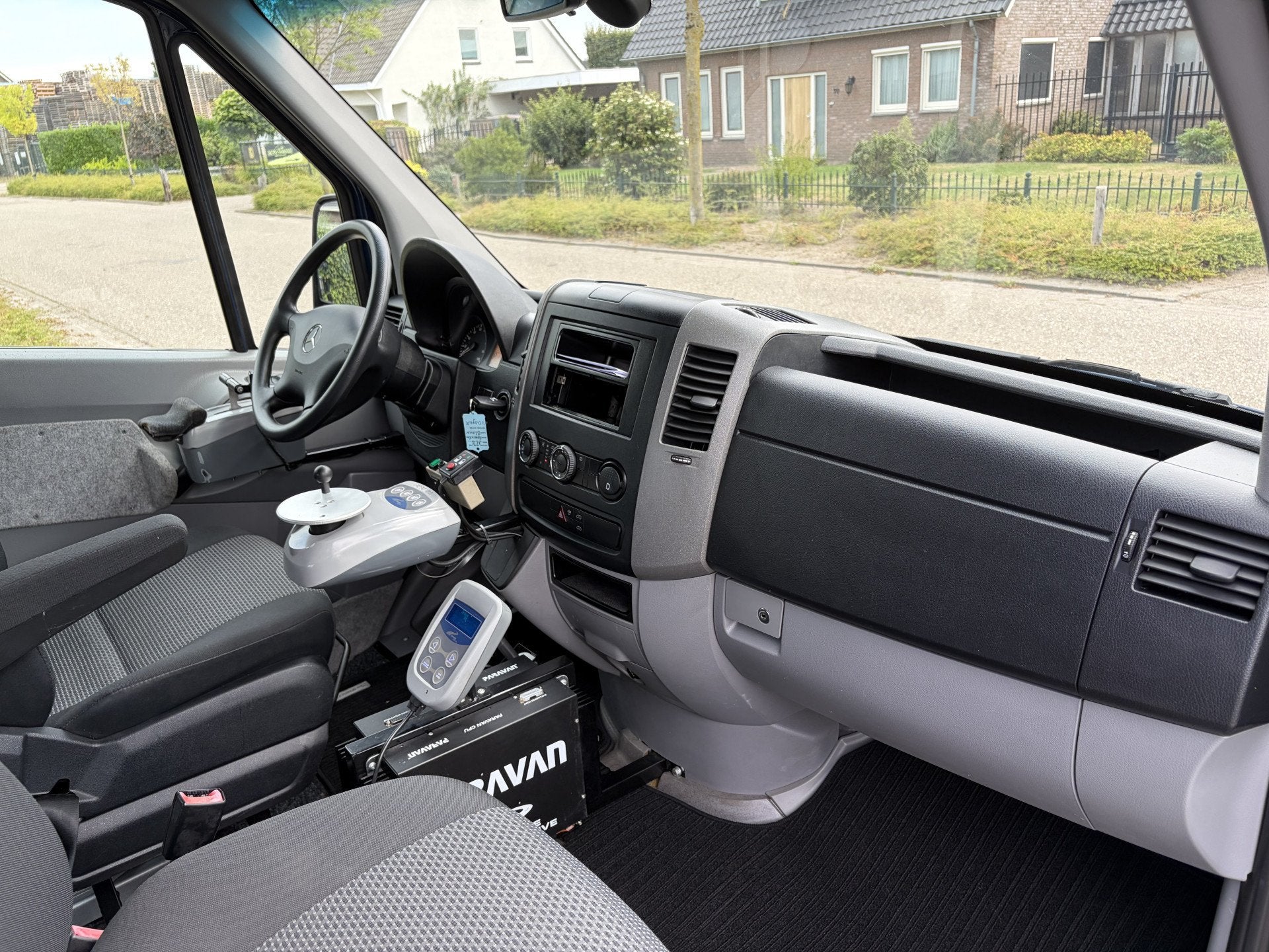 Mercedes-Benz Sprinter 210 2.2 CDI E5 L1H1 Rolstoelbus zelfr, Auto's, Bestelauto's, Automaat, Euro 5, Gebruikt, Zwart