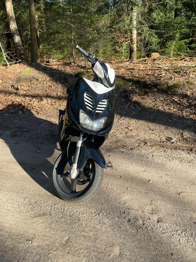 Voorkap Yamaha earox, Ophalen, Zo goed als nieuw