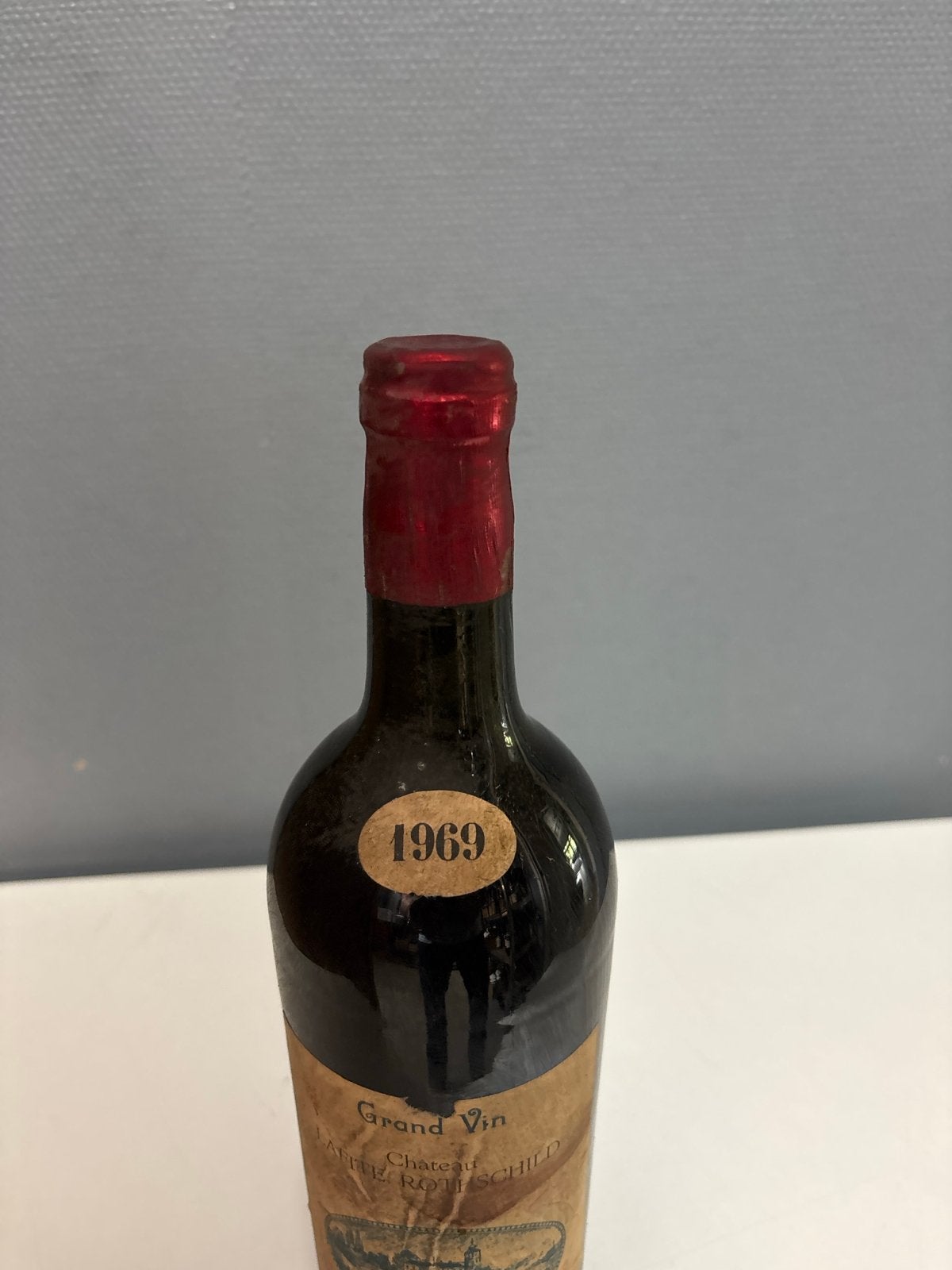 Château Lafite Rothschild 1969 - Grand Vin Bordeaux, Verzamelen, Ophalen of Verzenden, Gebruikt, Frankrijk, Rode wijn