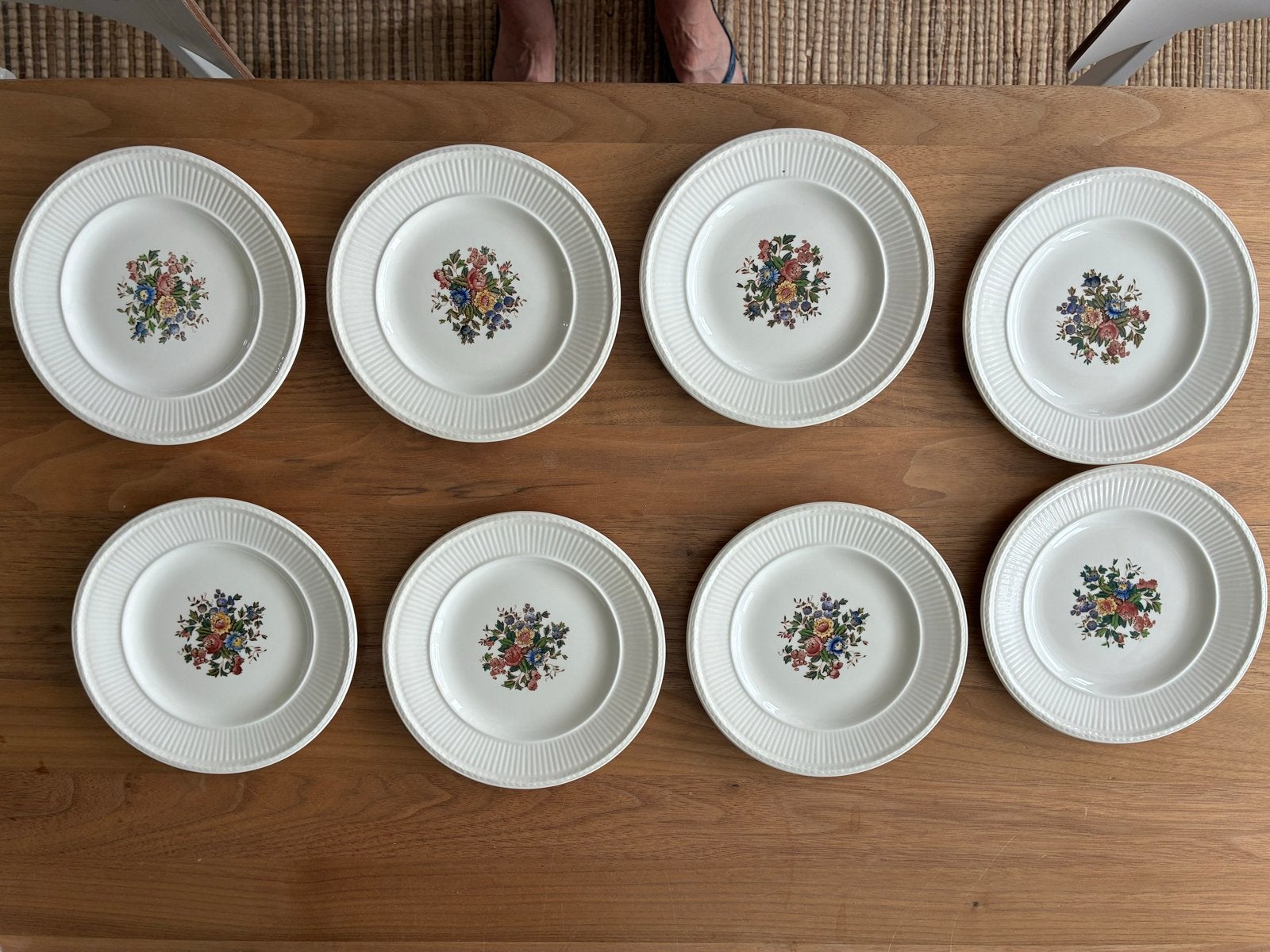 8 Wedgwood Conway gebaksbordjes met bloemmotief, Huis en Inrichting, Keuken | Servies, Ophalen, Zo goed als nieuw, Bord(en), Wedgwood