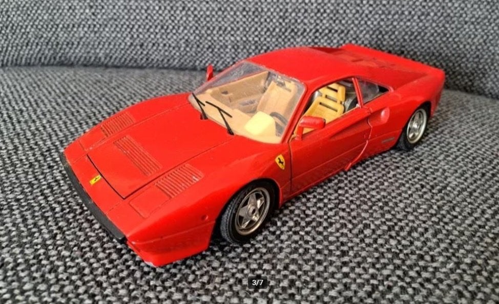 Ferrari GTO 1984 Rood 30 cm 1-18 Bburago, Ophalen of Verzenden, Zo goed als nieuw, Bburago