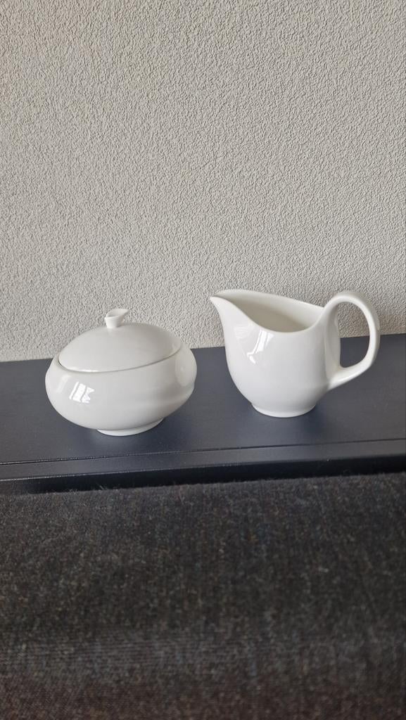 Wedgwood Solar suikerpot en melkkan roomstel, Overige typen, Ophalen of Verzenden, Zo goed als nieuw, Wedgwood