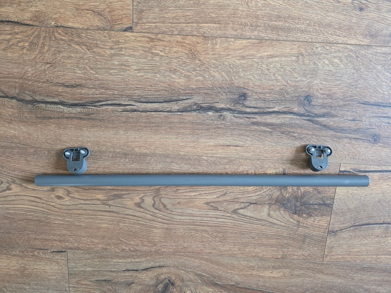 2 ikea pax 75cm Kledingroedes met bevestigingsbeugels, Ophalen, Gebruikt, 50 tot 100 cm, Minder dan 25 cm
