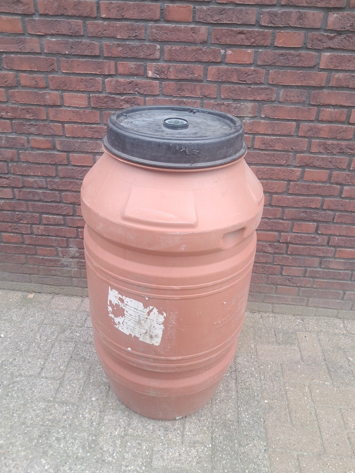 Stevige tonnen van 250 liter, Kunststof, Gebruikt, Rond, Ophalen of Verzenden
