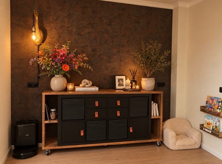 Stijlvol Dressoir met opbergvakken/laatjes en wielen 190 cm, Ophalen, Met lade(s), 150 tot 200 cm, Zo goed als nieuw
