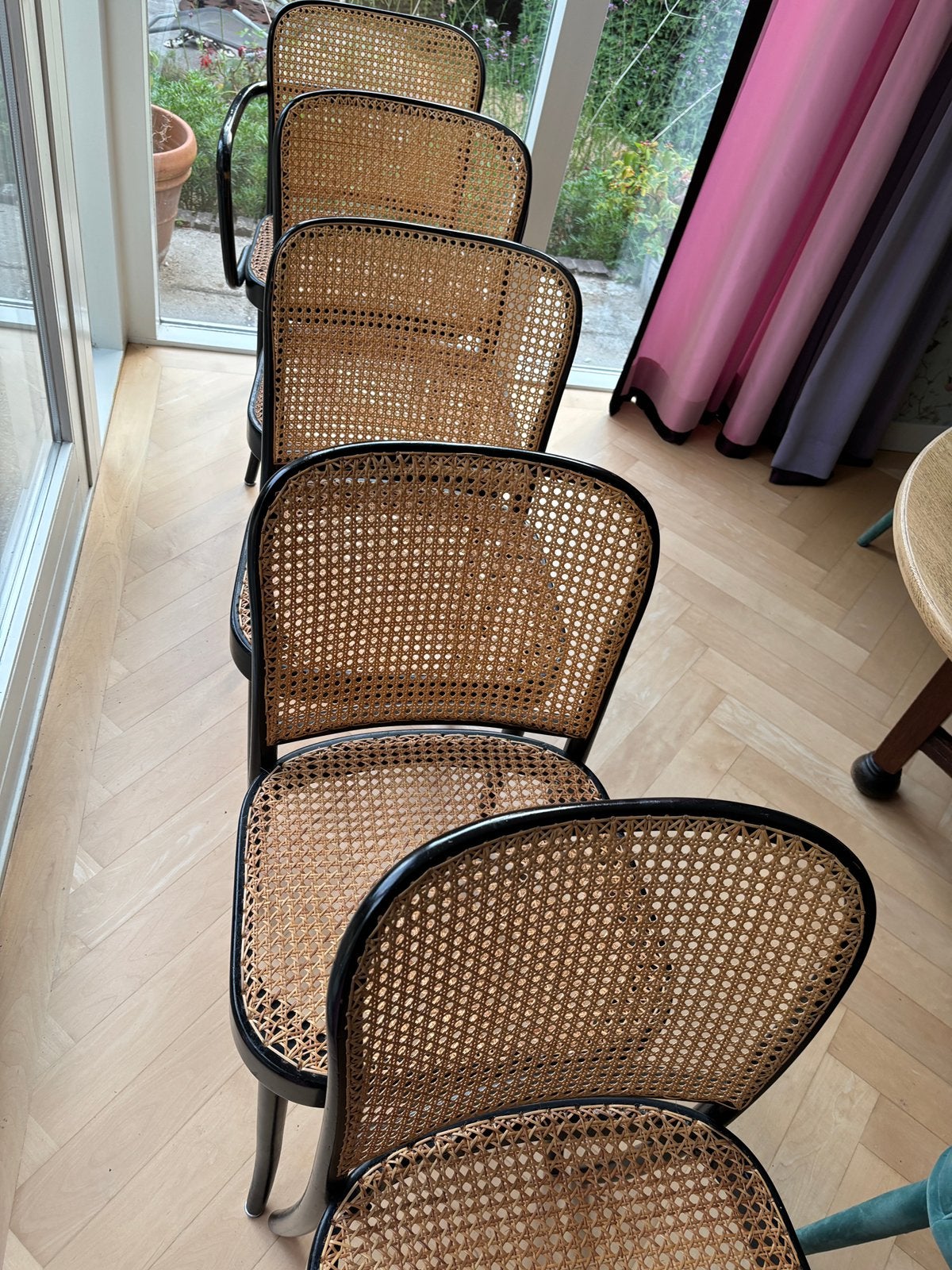 Thonet stoelen uit ongeveer 1965, Ophalen, Zwart, Hout, Zo goed als nieuw