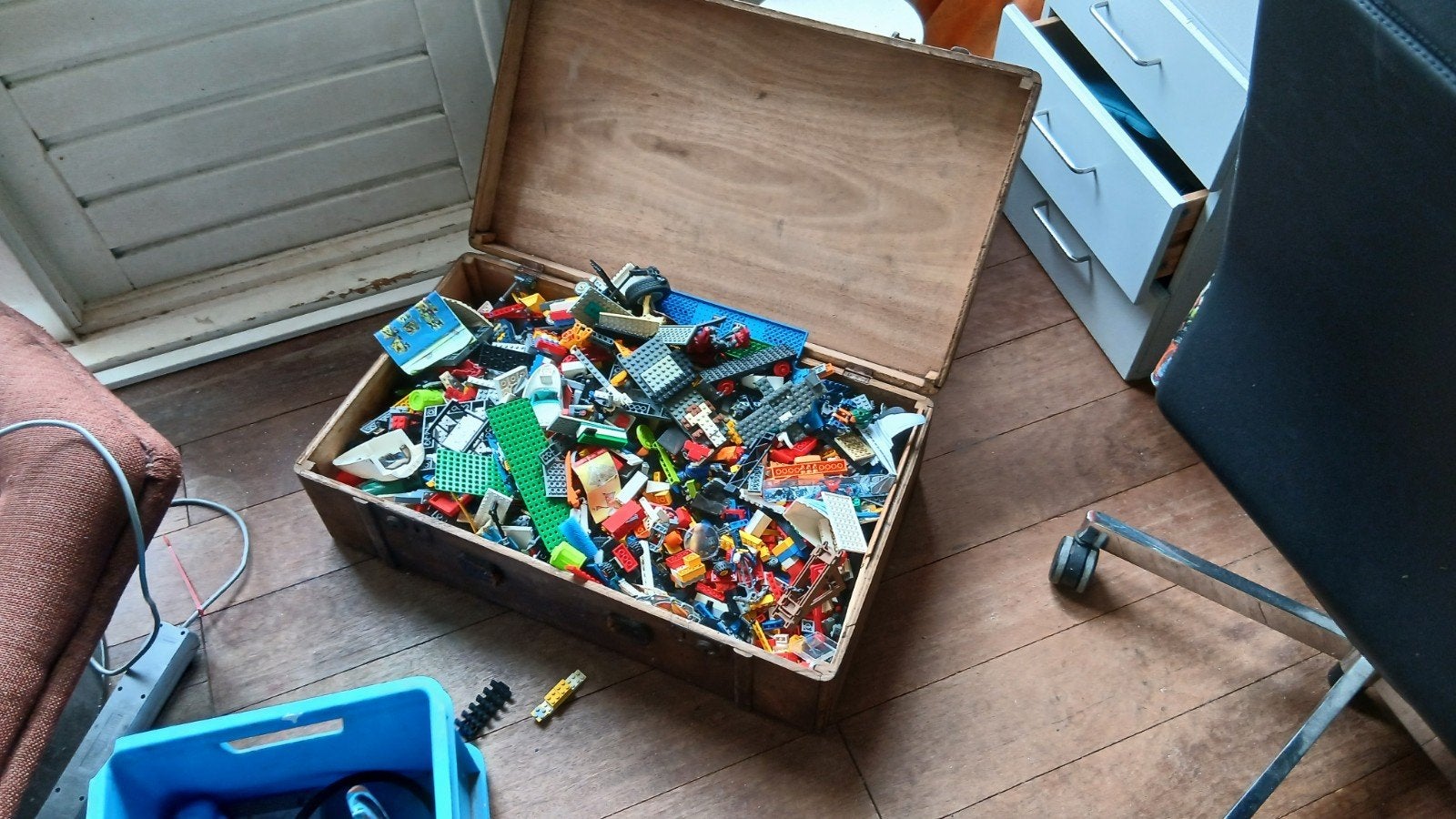 grote kist vol  Lego, Ophalen, Inclusief minifiguren, Gebruikt, Lego