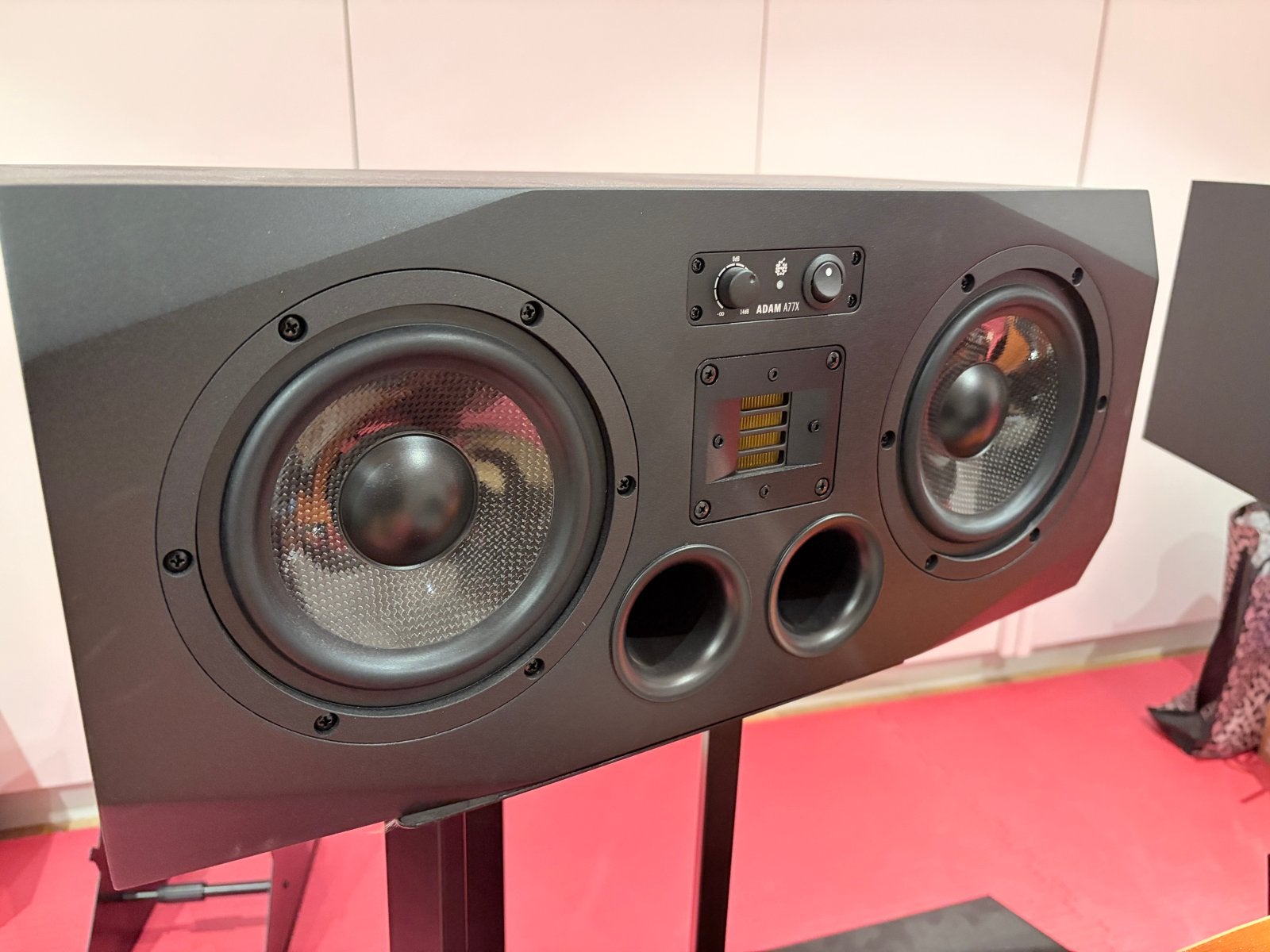 ADAM A77X Studio Monitor - Zo goed als nieuw, Ophalen of Verzenden, Zo goed als nieuw, Studiomonitor, Overige merken