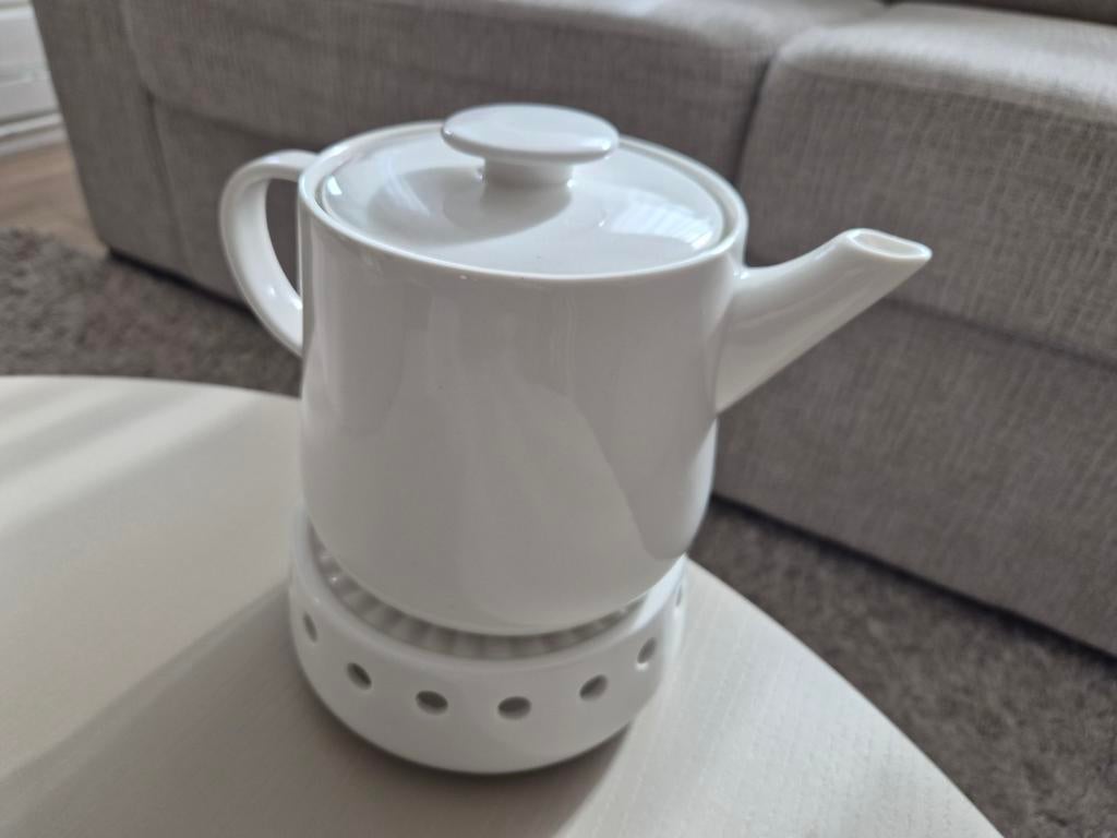Witte theepot met theelichtje, Huis en Inrichting, Keuken | Servies, Ophalen of Verzenden, Keramiek, Overige stijlen, Overige typen