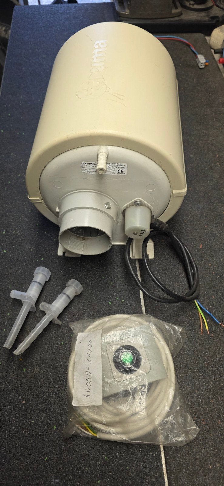 Truma therme boiler op 220V met schakelaar., Ophalen
