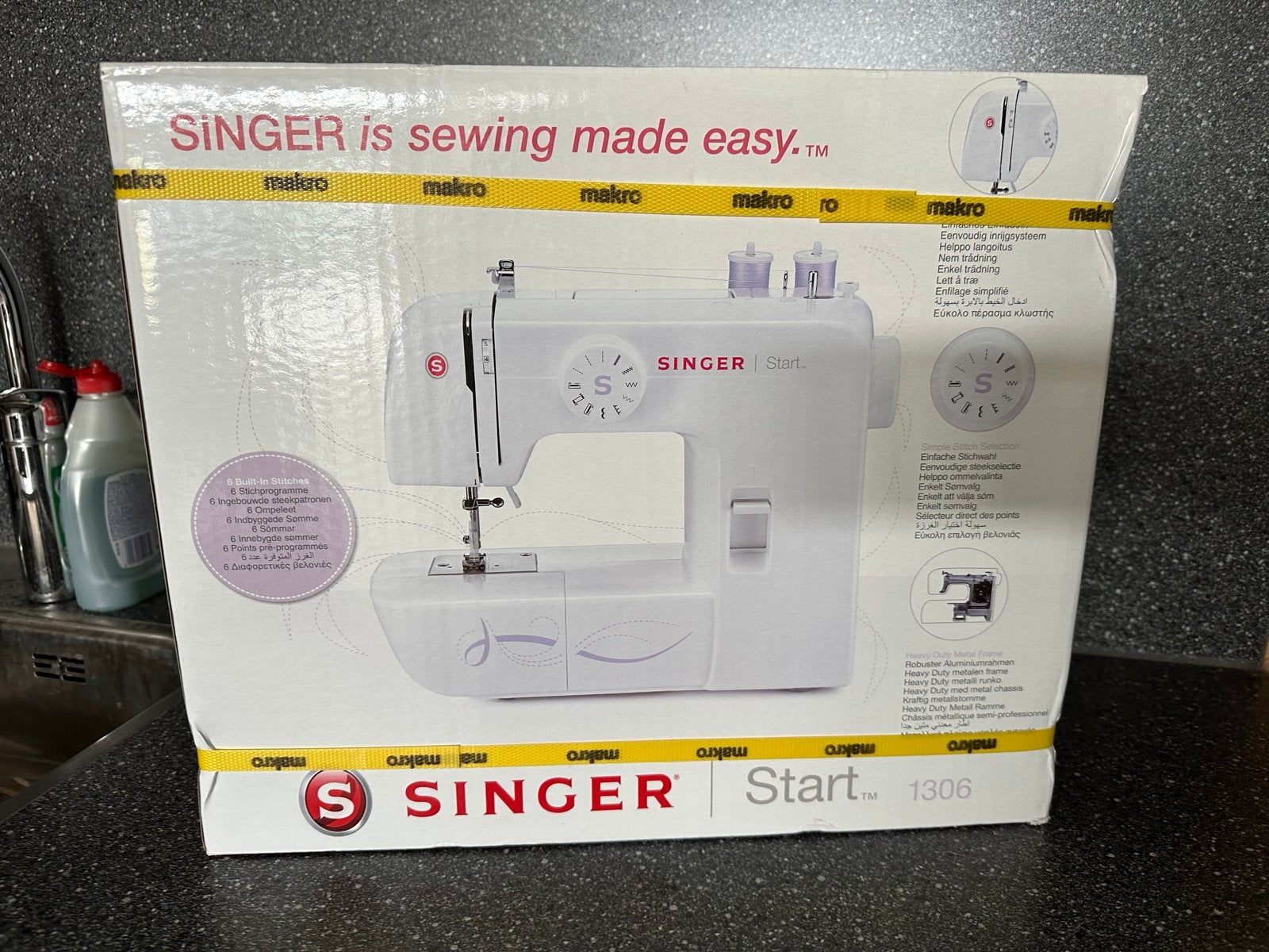 Zo goed als nieuwe Singer Start 1306 naaimachine, Ophalen, Zo goed als nieuw, Naaimachine, Singer