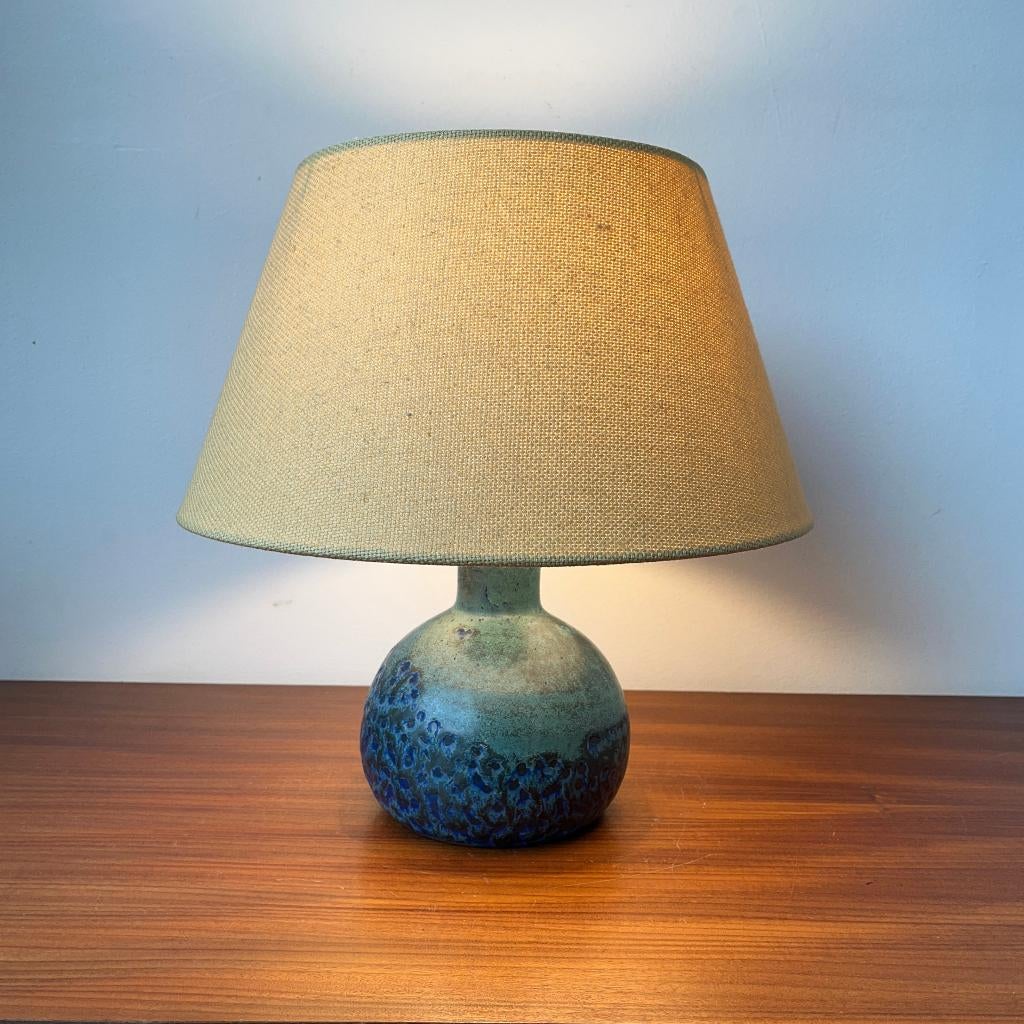 Scandinavisch keramiek studio pottery tafellamp jaren 50 60, Huis en Inrichting, Lampen | Tafellampen, Scandinavisch design, Gebruikt